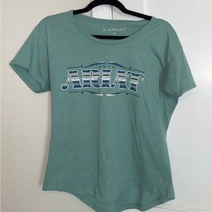 Women’s Ariat T Shirt Size Medium